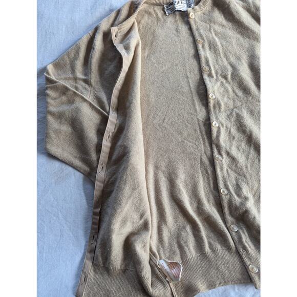 Jaeger Vintage 100% Scottish Cashmere Cardigan Sweater Size 34 EU Quiet Luxury - Picture 12 of 16
